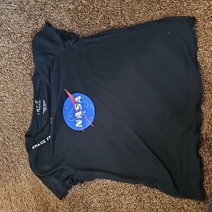 Nasa T shirt Size Large